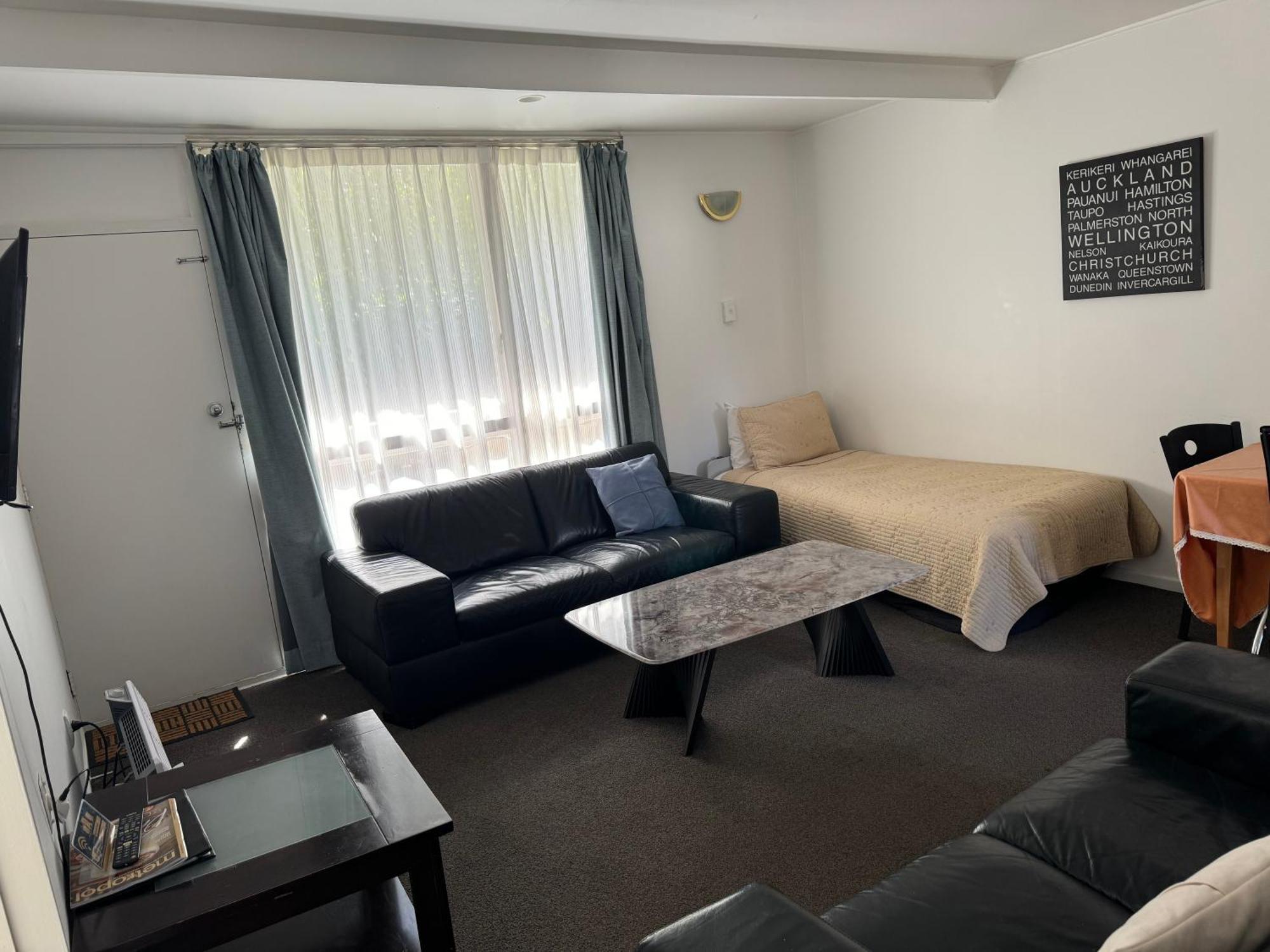 Diplomat Motel Крайстчёрч Экстерьер фото